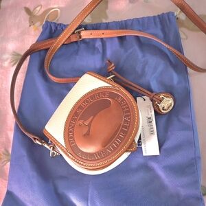 🦆Dooney & Bourke "Duck" Crossbody Bag🦆